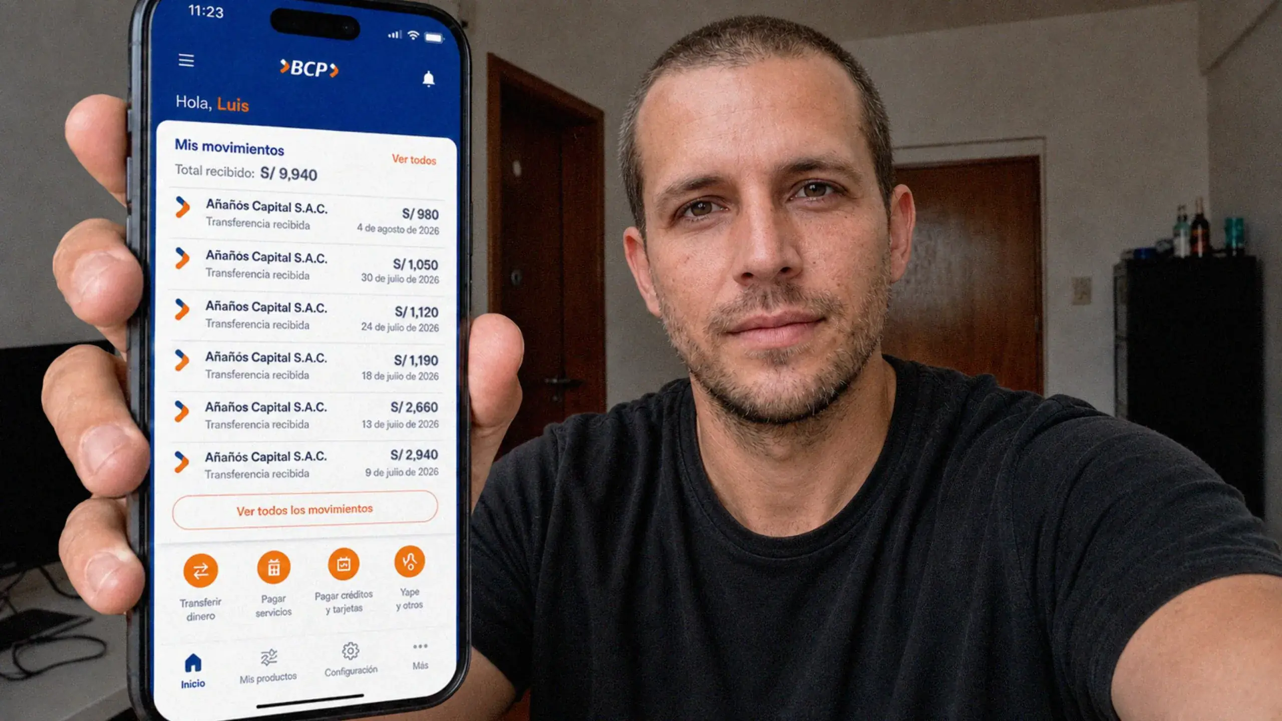 Luis Medina muestra el celular con la app del BCP mostrando las transferencias de Bergmann Core S.A.C.